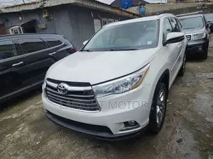 Toyota Highlander Limited Platinum V6 4x2 (3.5L 6cyl 6A) 2016 White