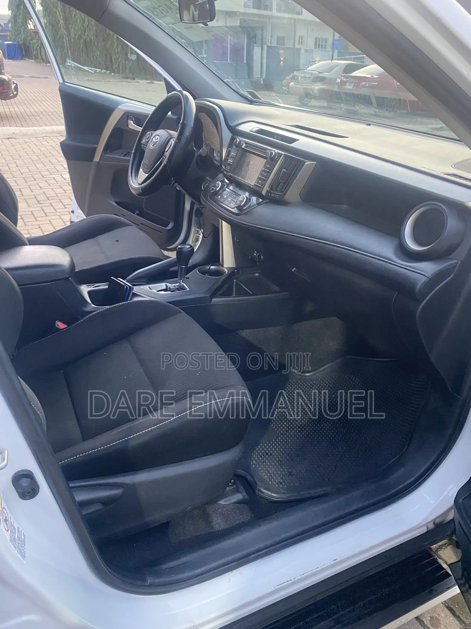 Toyota RAV4 2016 White