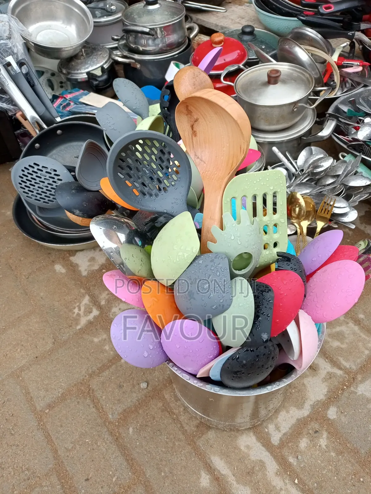 Silicone Kitchen Spoons With Wooden Handles
