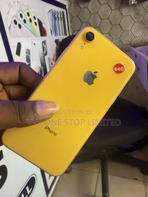 Apple iPhone XR 64 GB Yellow