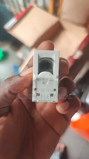Legrand RJ45 Data Socket Module Plate | Floor Box Compatible