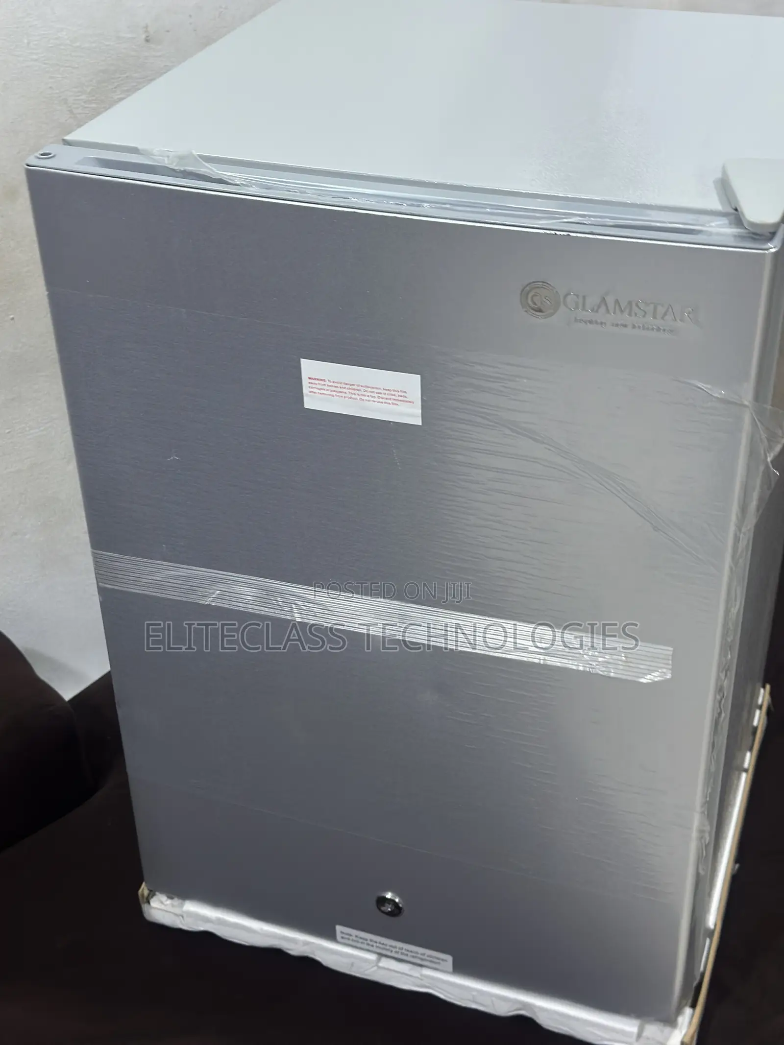 Reliable Glamstar GFR-90S-E Household Cooling Unit