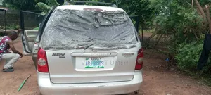 Mazda MPV 2005 Silver