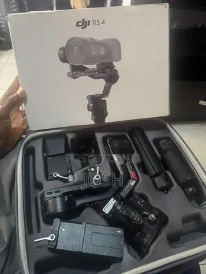 Dji Rs 4 Gimbal Stabilizer