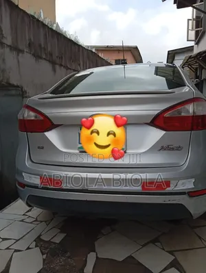 Ford Fiesta 2016 Silver
