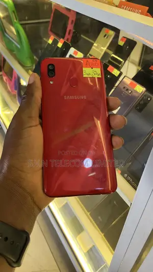 Samsung Galaxy A30 32 GB Red