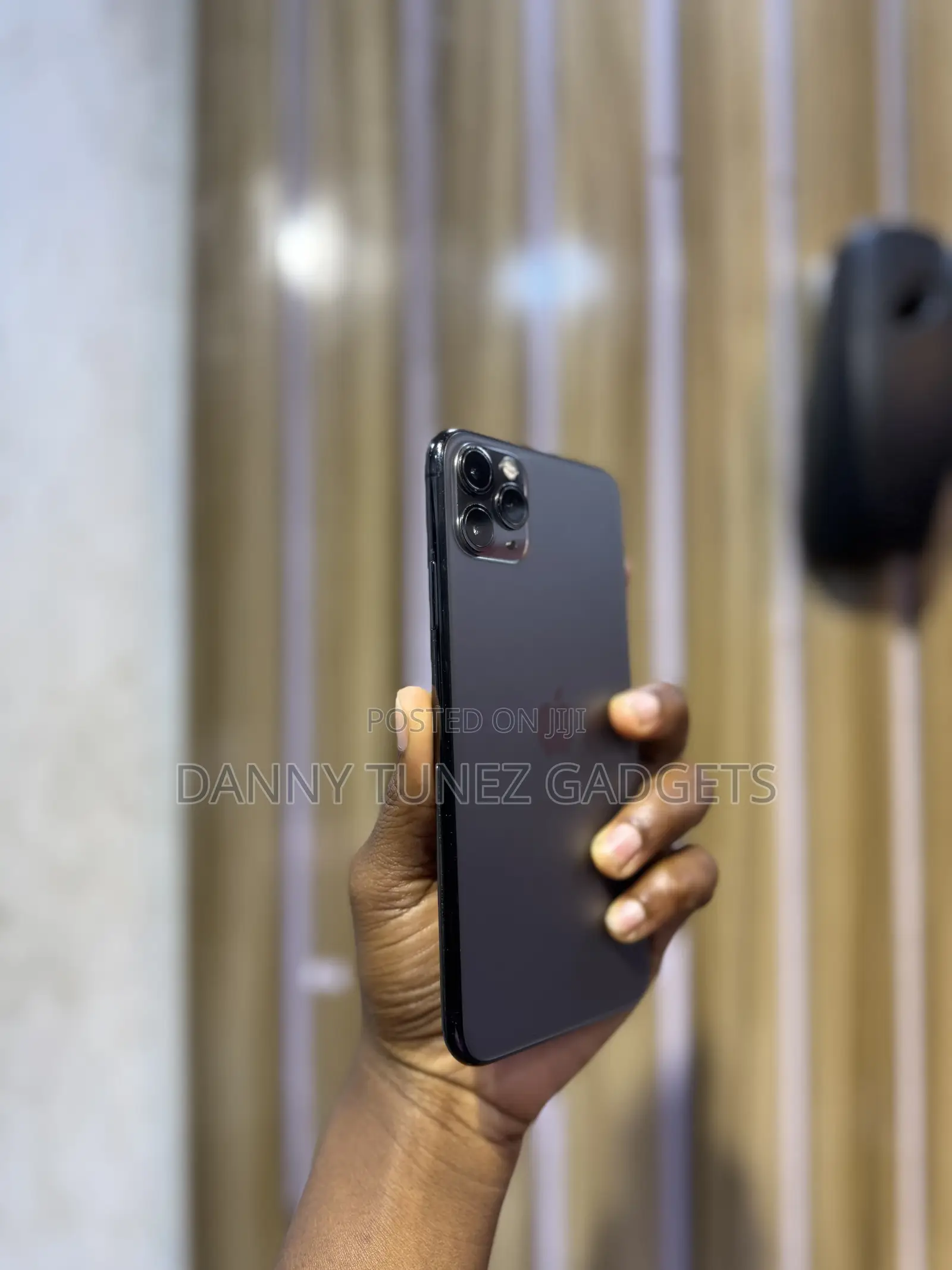 Apple iPhone 11 Pro Max 64 GB Black