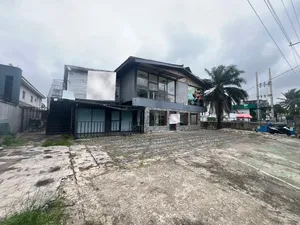 5bdrm Apartment in Victoria Island for rent