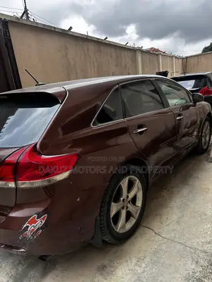 Toyota Venza 2010 Brown