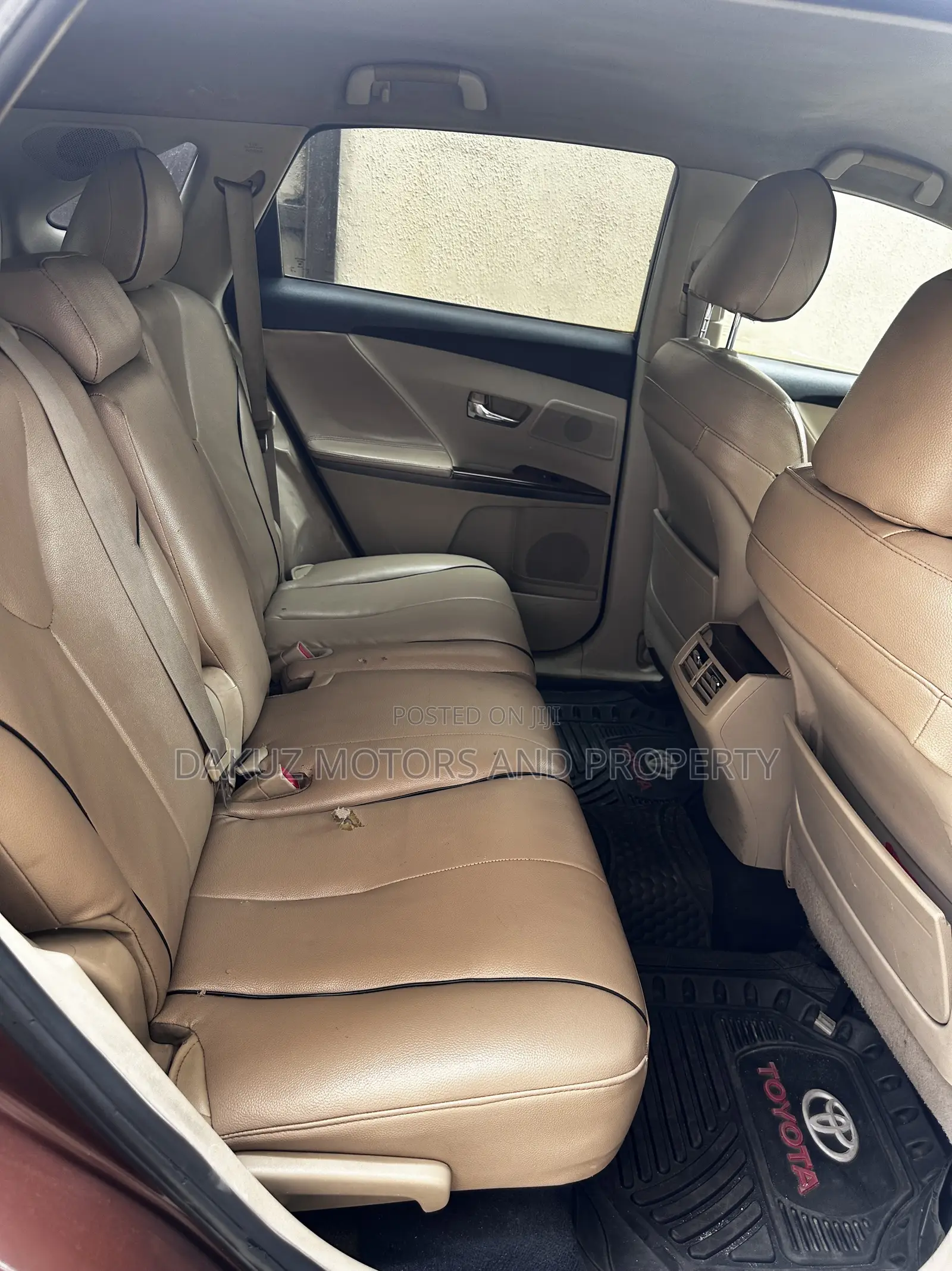 Toyota Venza 2010 Brown