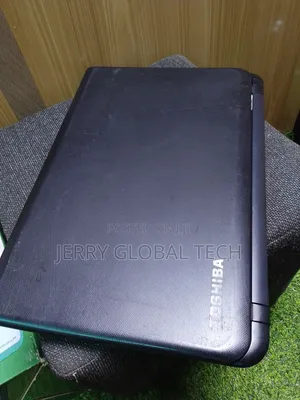 Laptop Toshiba Satellite C55 4GB Intel Celeron HDD 500GB