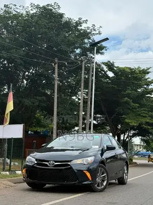 Toyota Camry XLE 4dr Sedan (2.5L 4cyl 6A) 2016 Blue