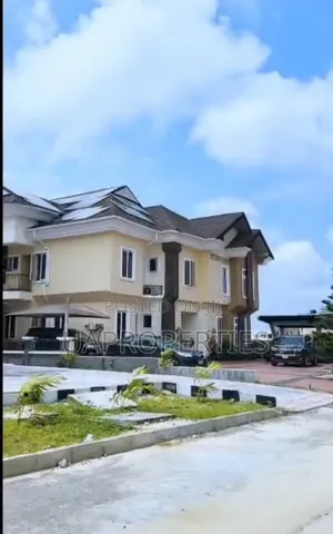 Furnished 4bdrm Duplex in Chevron for sale