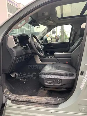 Toyota Tundra 2024 Pearl