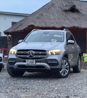 Mercedes-Benz GLE-Class 2020 Beige