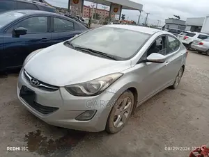 Hyundai Elantra 2013 Silver