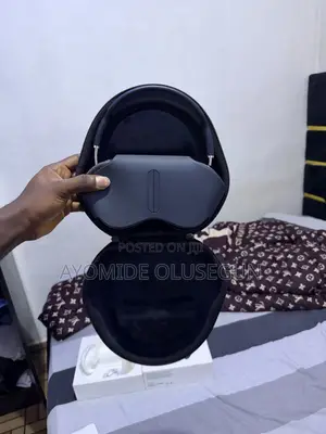 AirPod Max 2 USB C