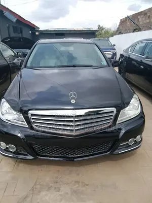 Mercedes-Benz C230 2013 Black