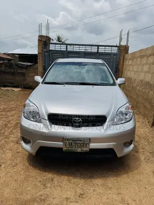 Toyota Matrix 2005 Silver