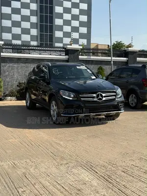 Mercedes-Benz GLC-Class 2016 Black