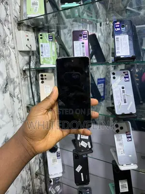 Infinix Smart 10 64 GB Silver