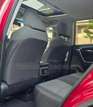 Toyota RAV4 2020 Red