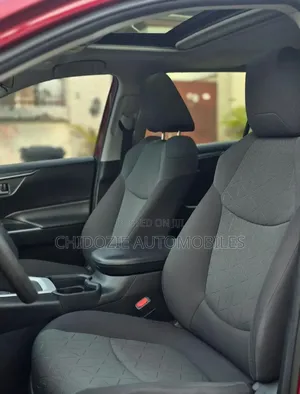 Toyota RAV4 2020 Red