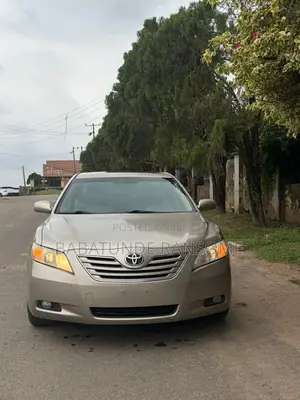 Toyota Camry 2.4 XLE 2008 Gold