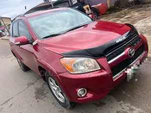 Toyota RAV4 2009 Red