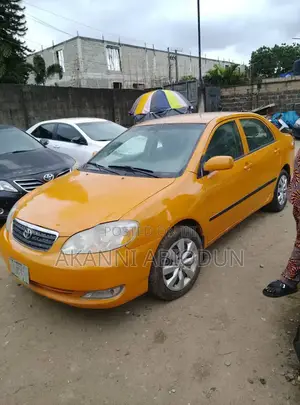 Toyota Corolla LE 2007 Yellow