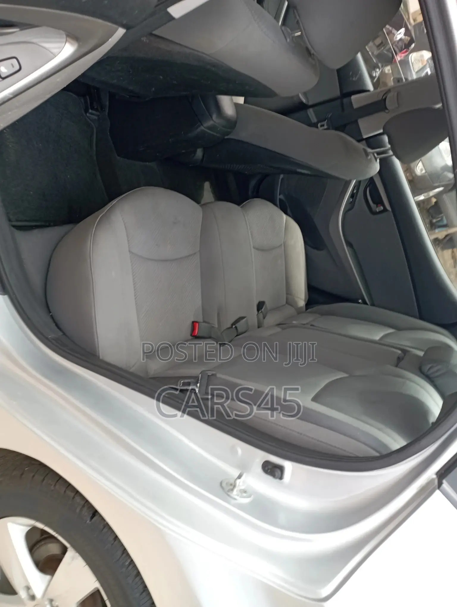 Hyundai Elantra 2013 Silver