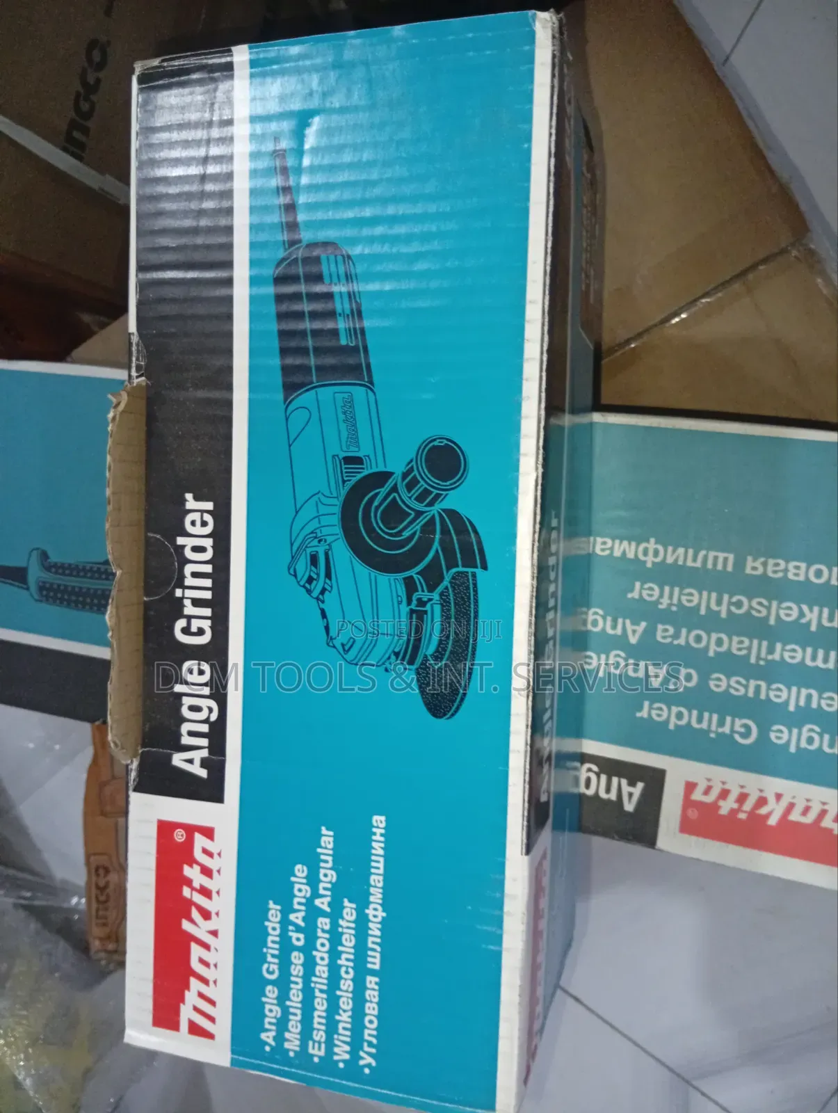 5" - 1400watts Makita Angle Grinder