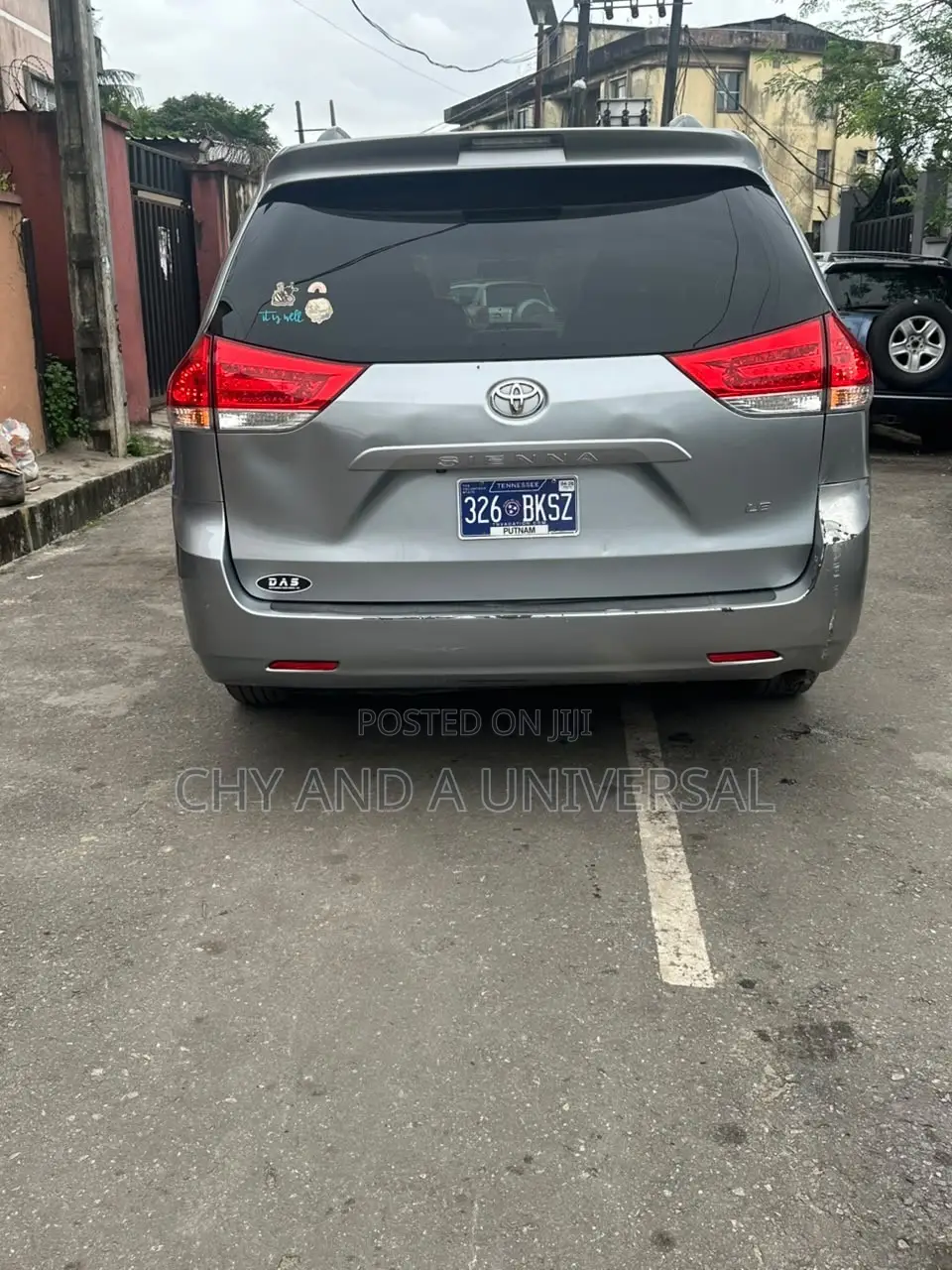 Toyota Sienna 2013 Silver