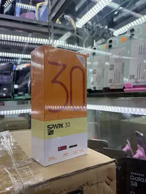New Tecno Spark 30 Pro 256 GB Black