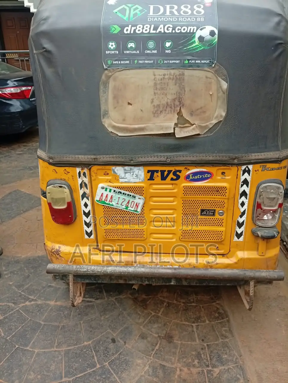 Suzuki Every 2025 Yellow