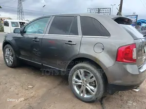 Ford Edge SEL 4dr SUV (3.5L 6cyl 6A) 2014 Gray