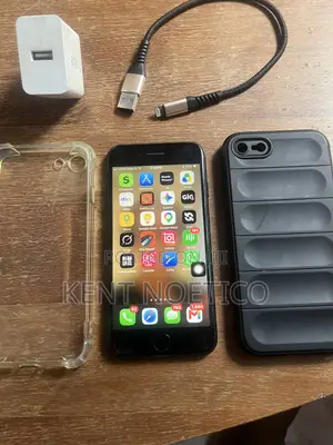 Apple iPhone SE (2022) 64 GB Black