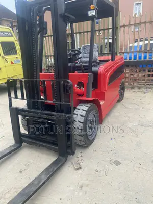 Fork Lift 5tons