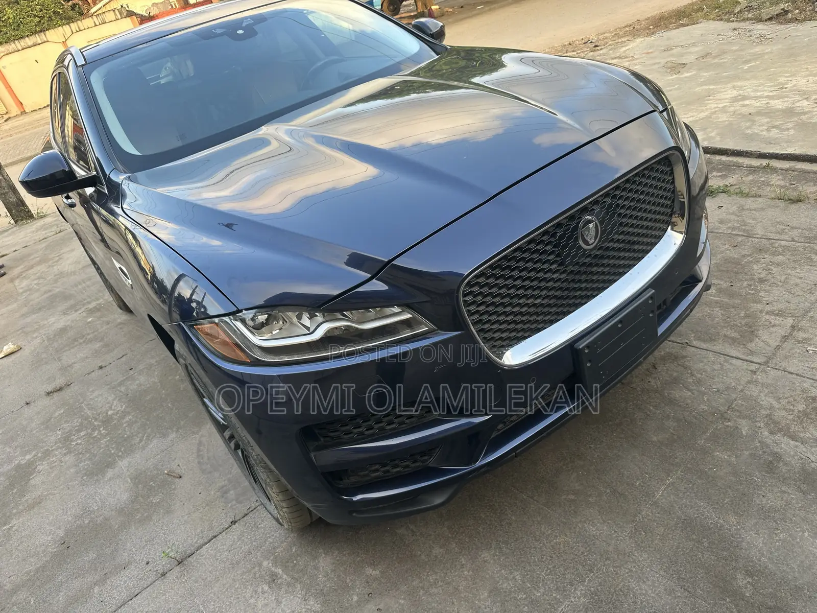 Jaguar F-Pace 2020 Blue