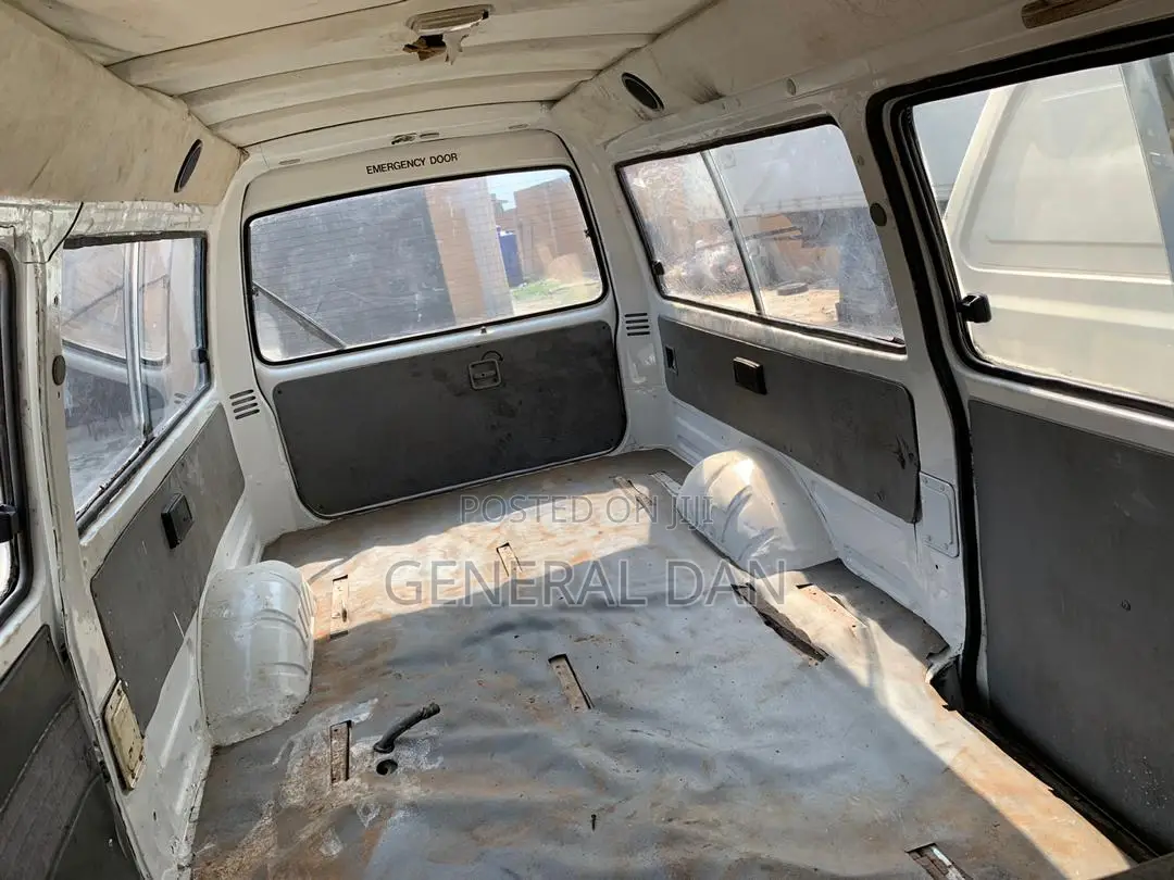 Mazda E2000 1999 White