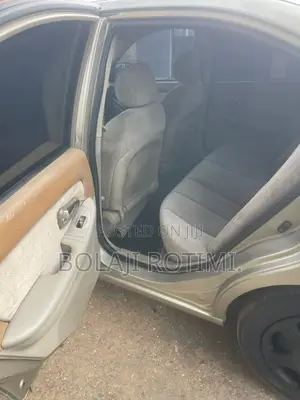 Hyundai Elantra 2005 Gold