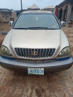 Lexus RX 300 2WD 2000 Gold