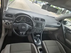 Volkswagen Golf 2010 Blue