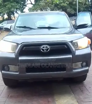 Toyota 4-Runner 2012 Gray