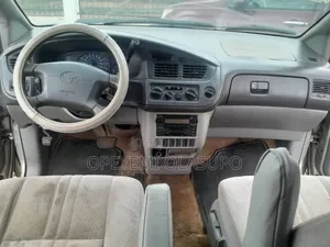 Toyota Sienna 2003 Beige