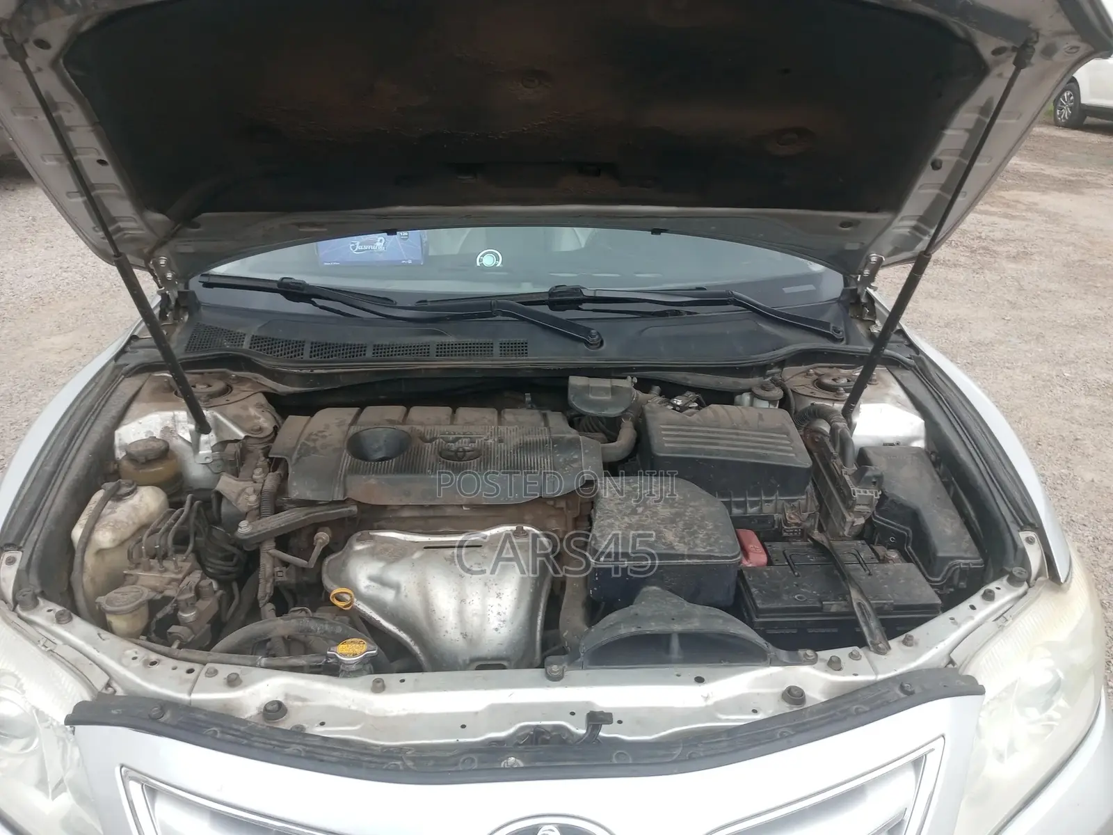 Toyota Camry 2011 Silver