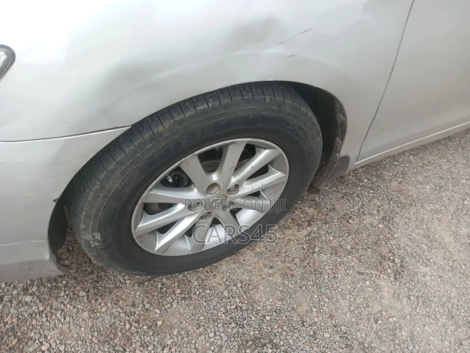 Toyota Camry 2011 Silver