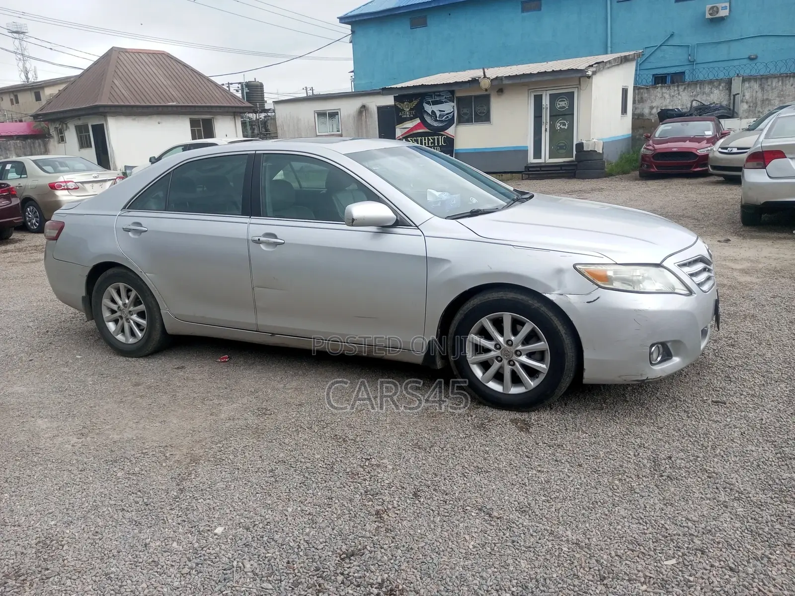 Toyota Camry 2011 Silver