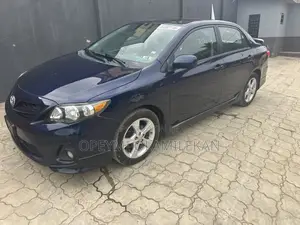 Toyota Corolla S 4dr Sedan (1.8L 4cyl 4A) 2012 Blue