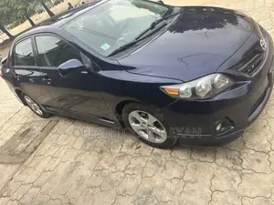 Toyota Corolla S 4dr Sedan (1.8L 4cyl 4A) 2012 Blue